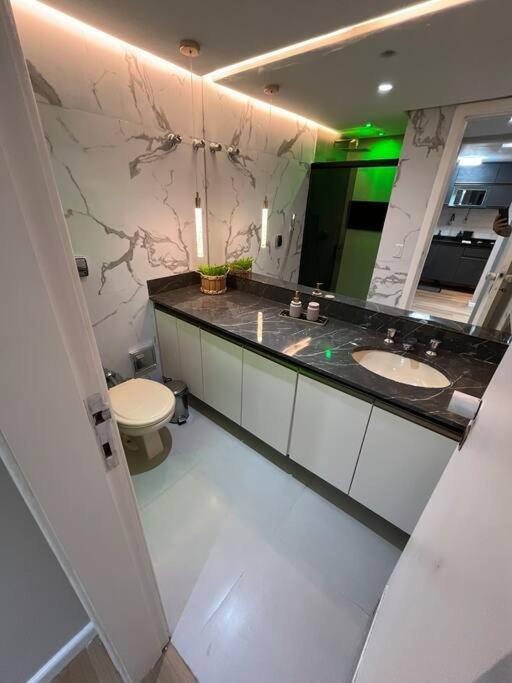 Lindo Apartamento Para Familia Ondina Apart Hotel Σαλβαντόρ Εξωτερικό φωτογραφία
